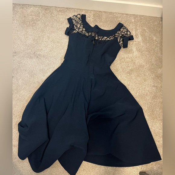 Retro inspired dress - Picture 3 of 6